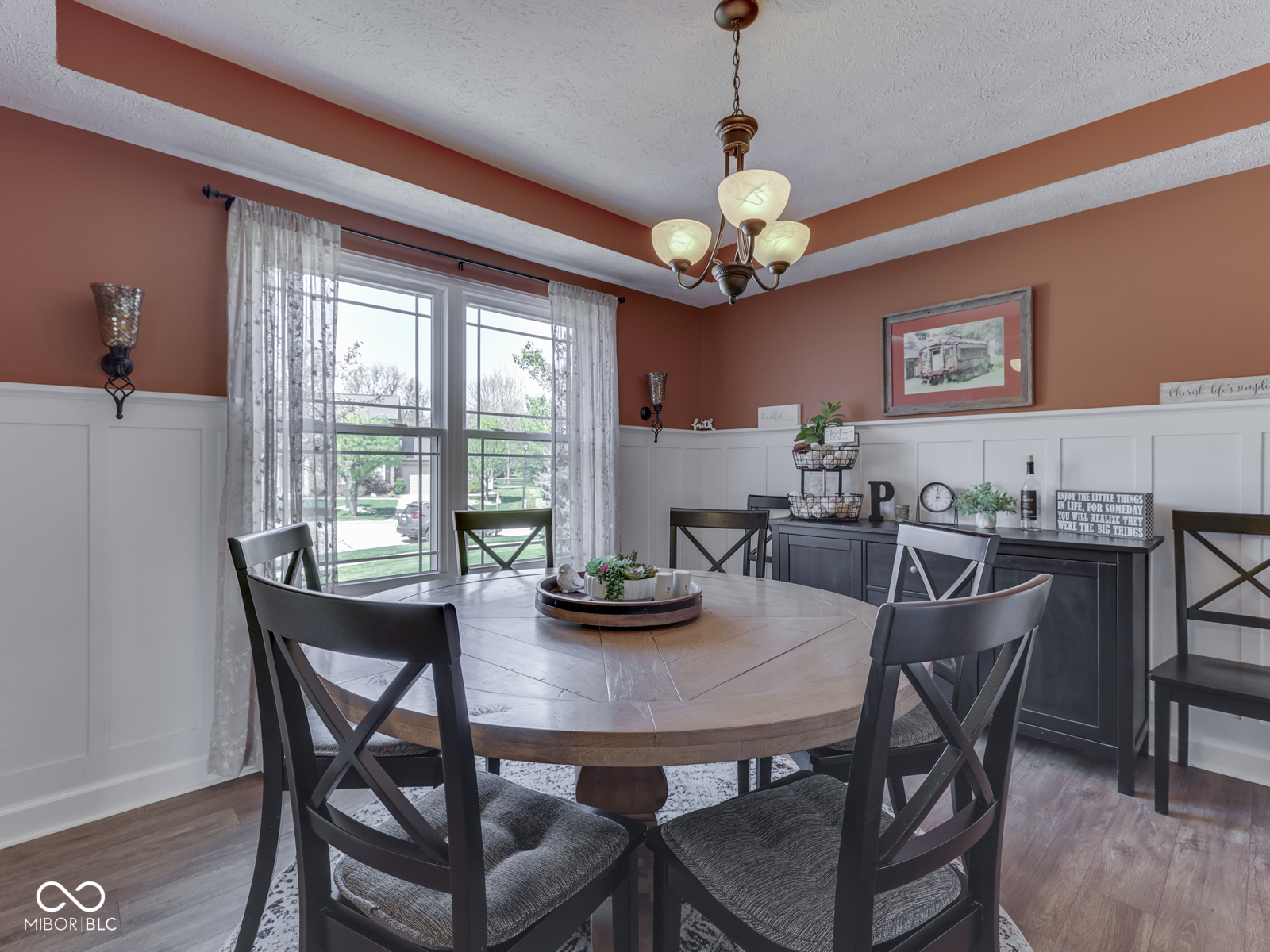 1269 Burr Oak Circle
