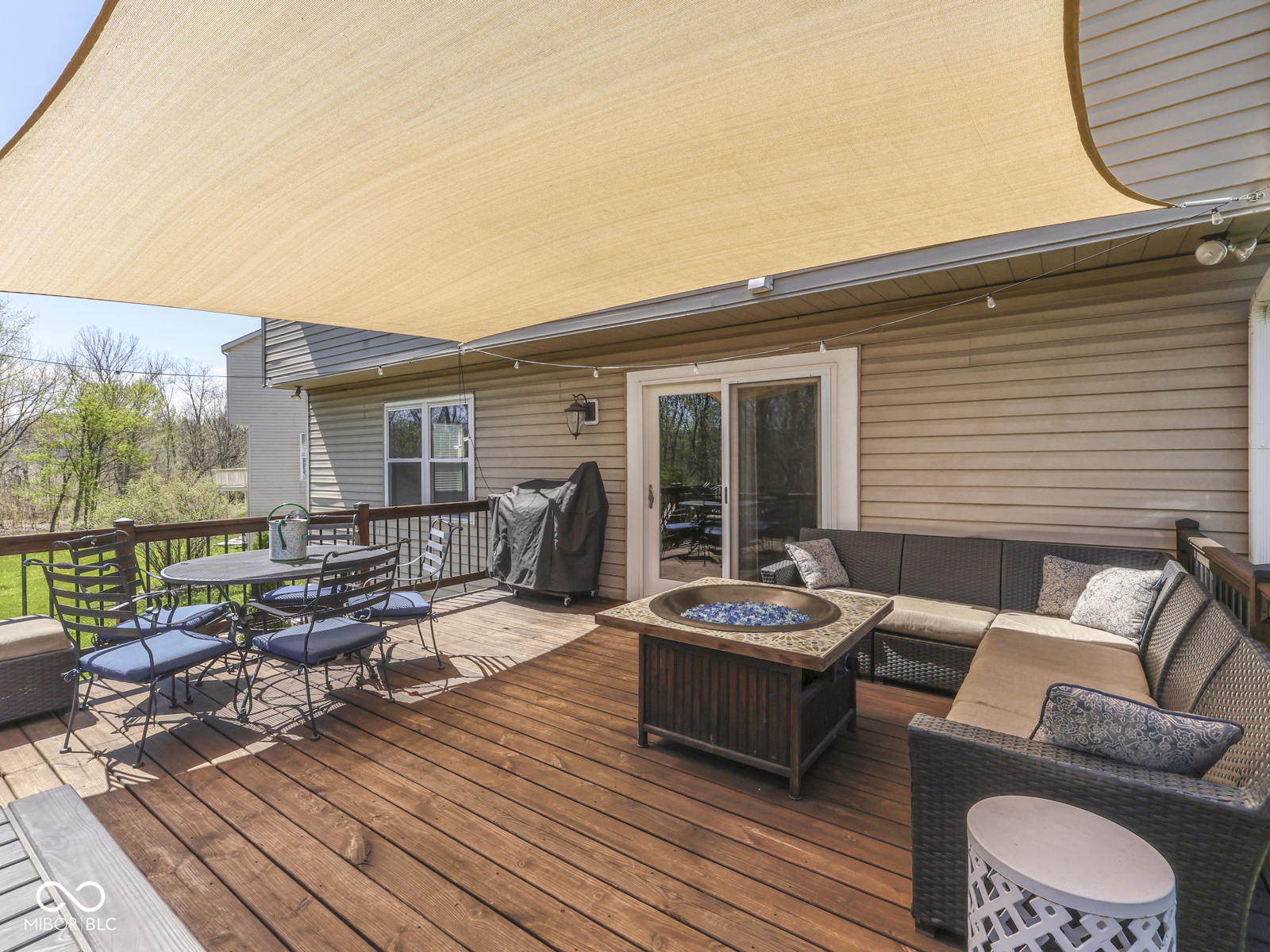 1269 Burr Oak Circle