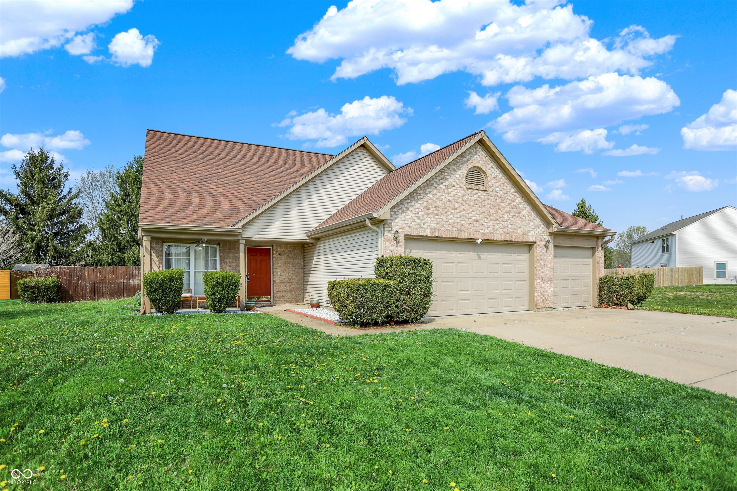 2002 Oakbrooke Court