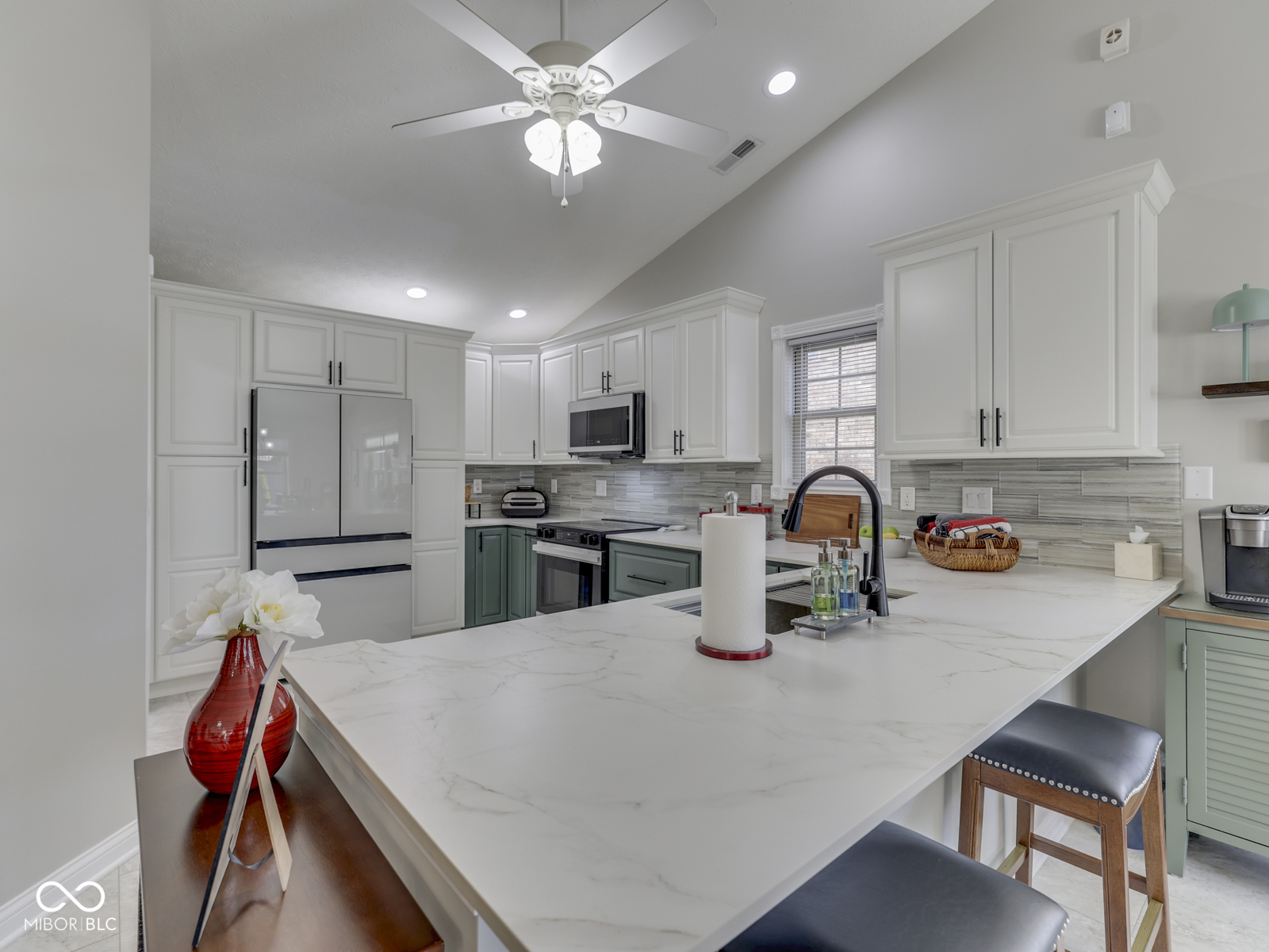 7746 Rosa Drive