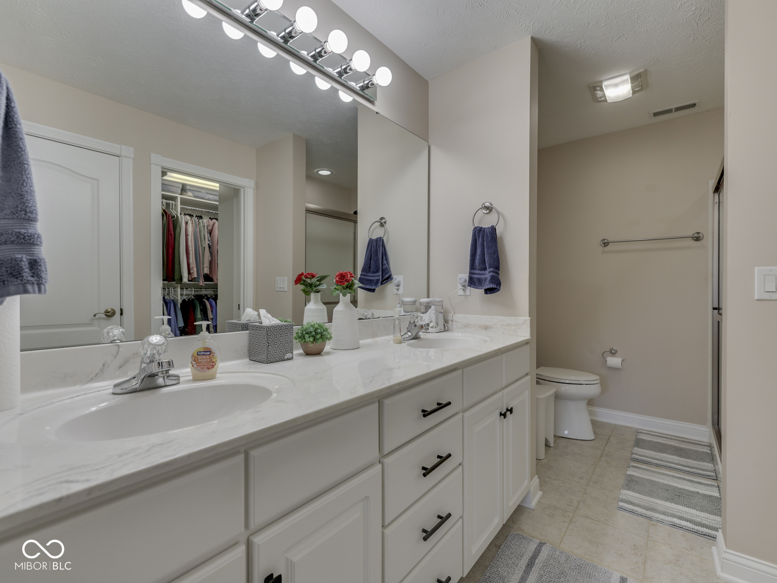 7746 Rosa Drive