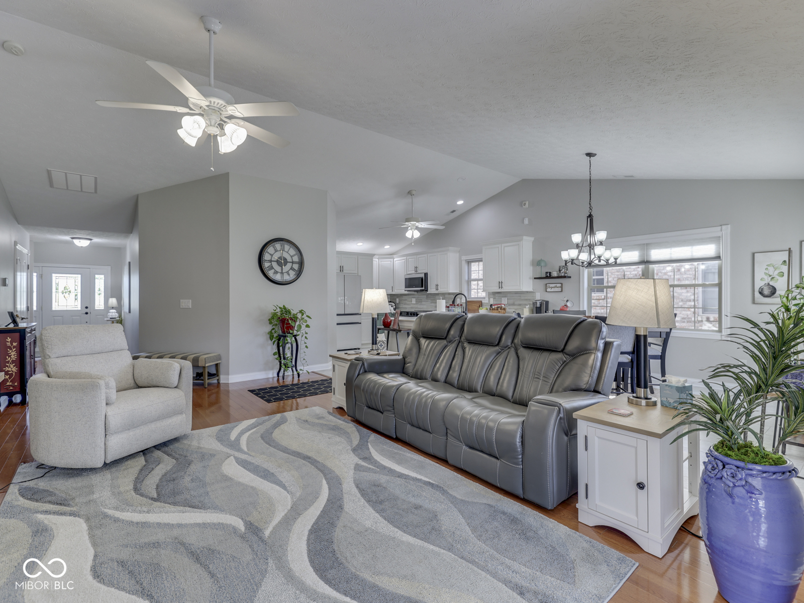 7746 Rosa Drive