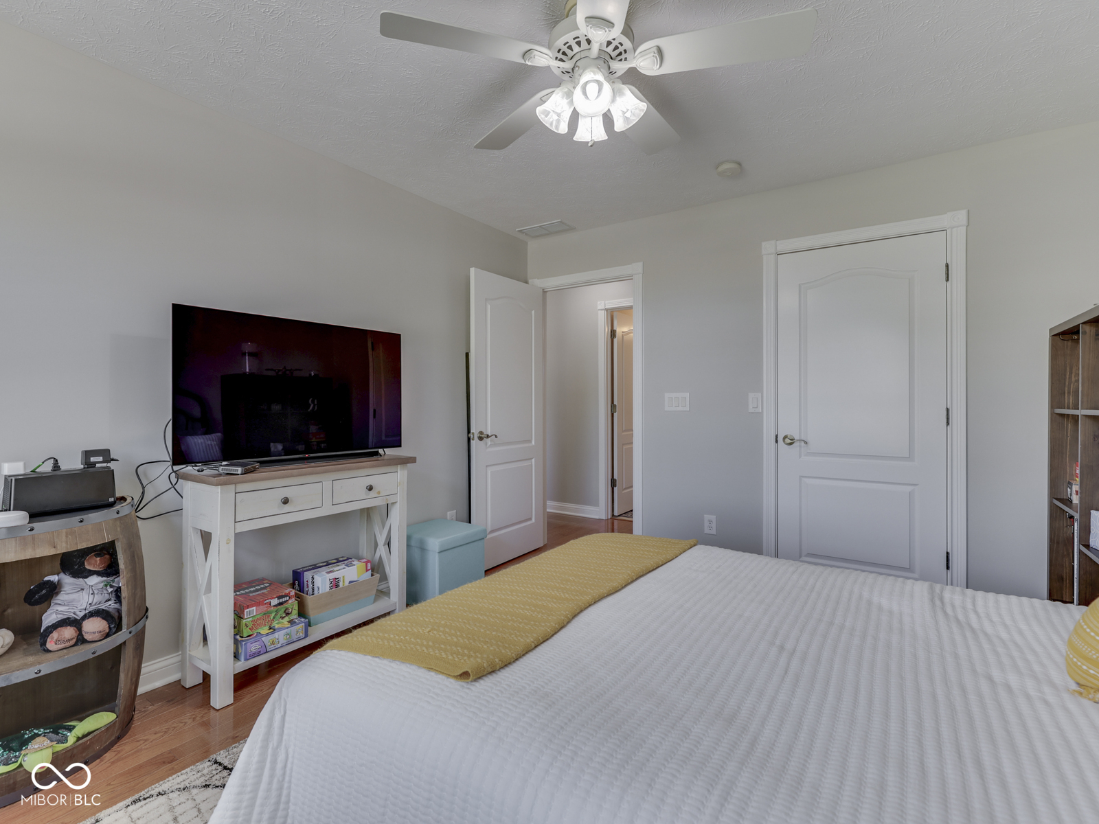 7746 Rosa Drive