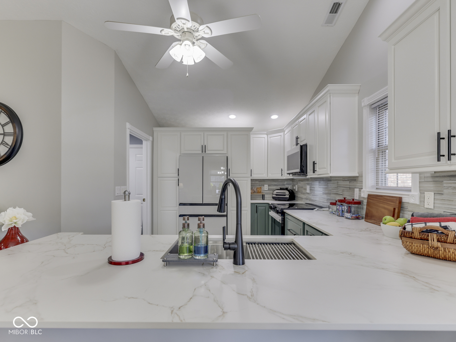 7746 Rosa Drive