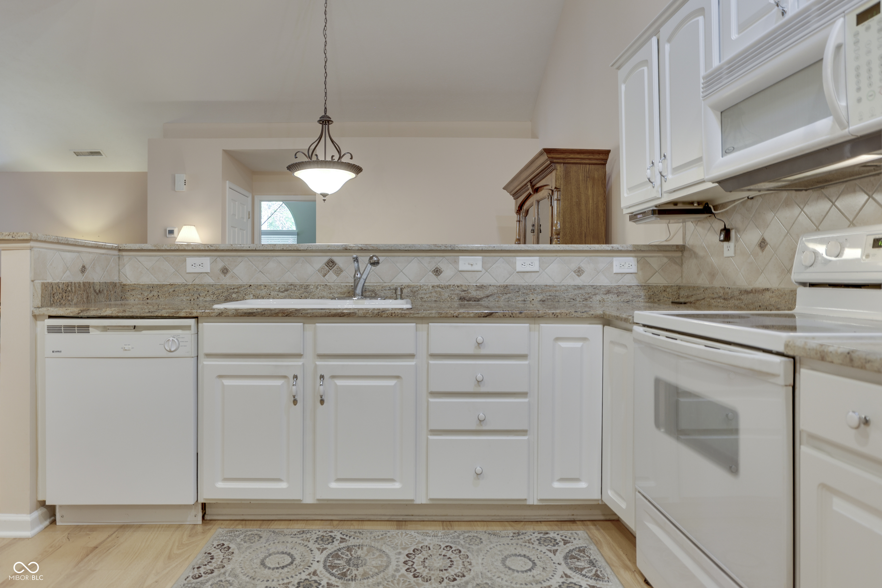 1128 Deerbrook Trail