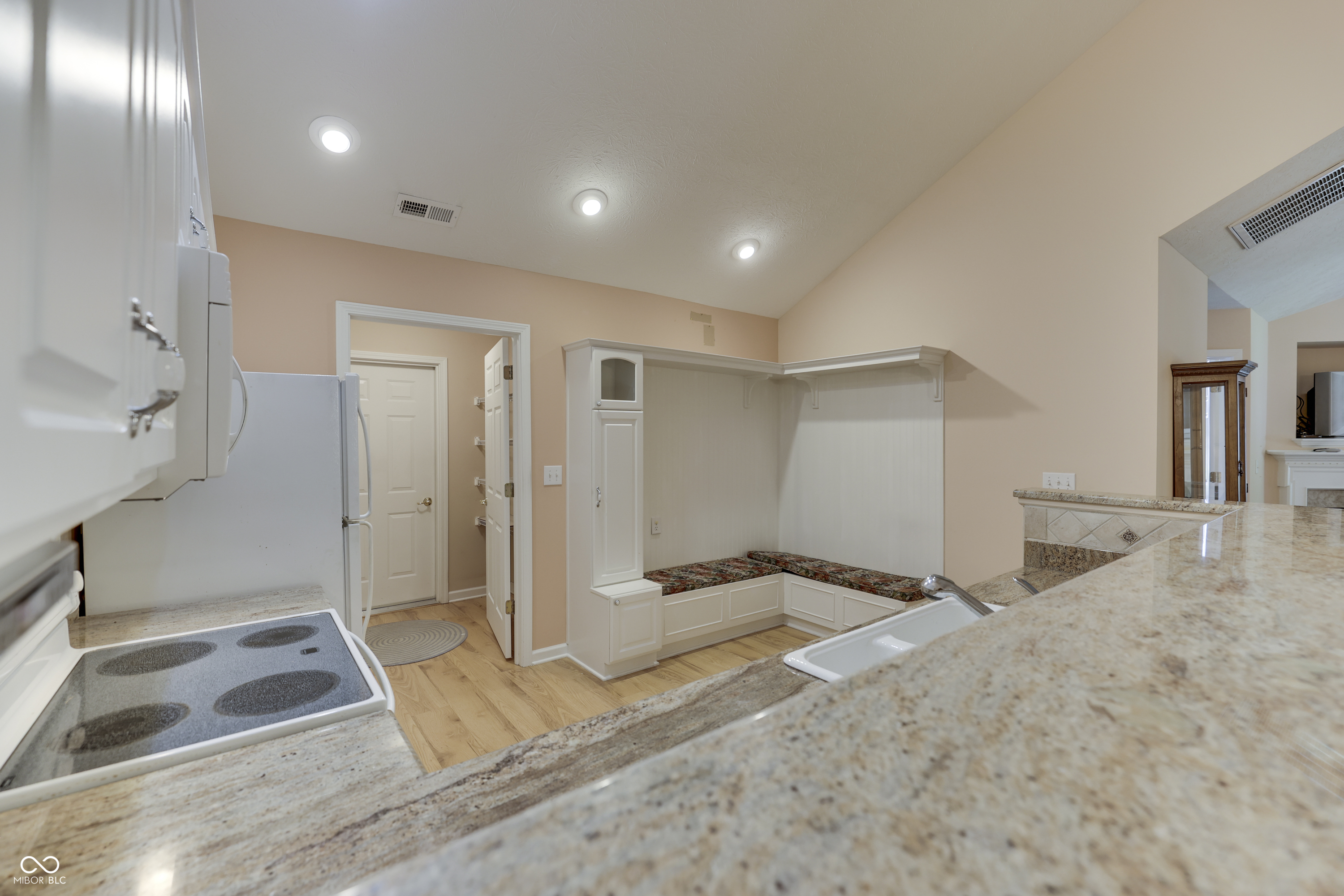 1128 Deerbrook Trail