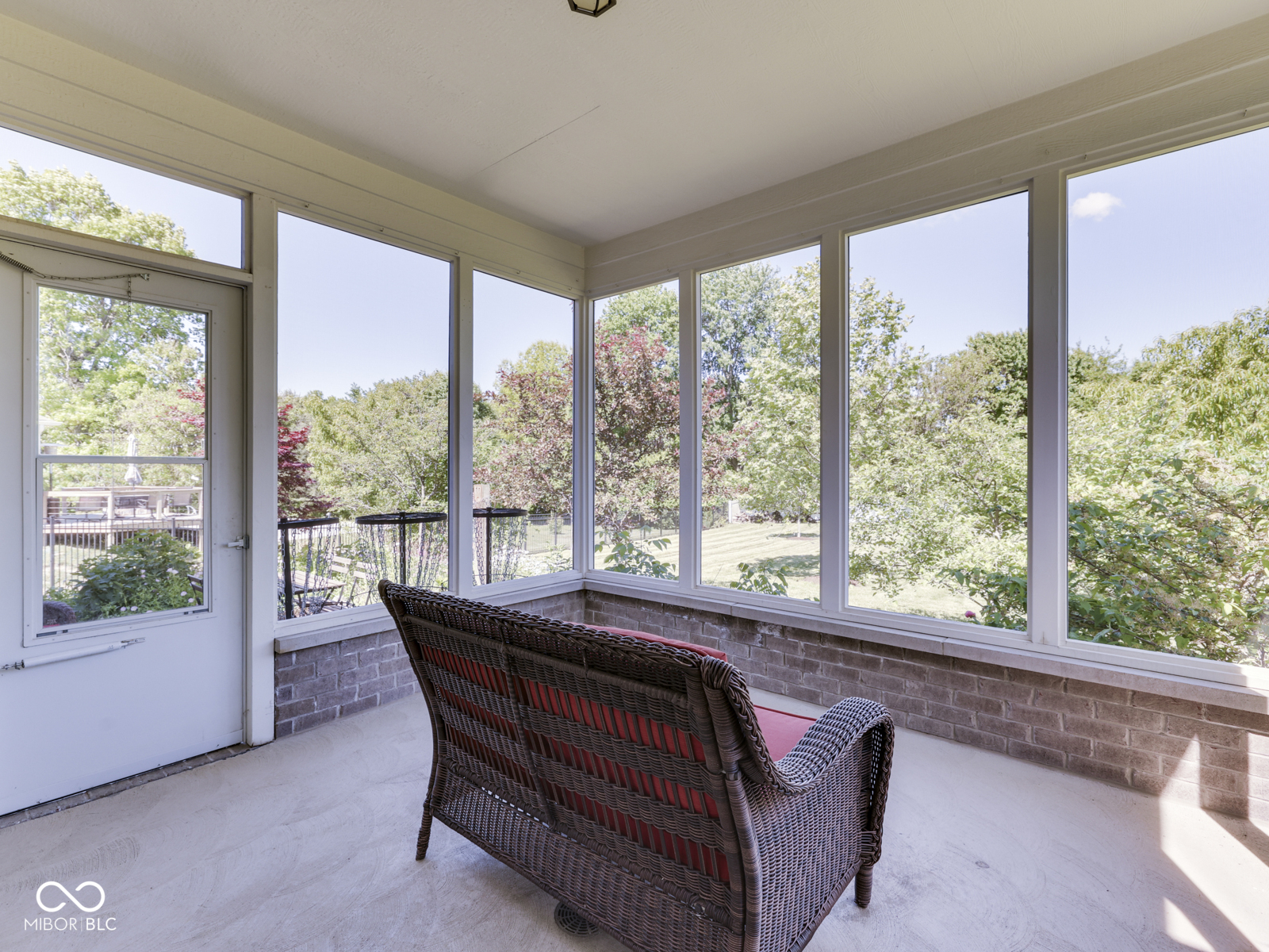 6552 Ventnor Lane