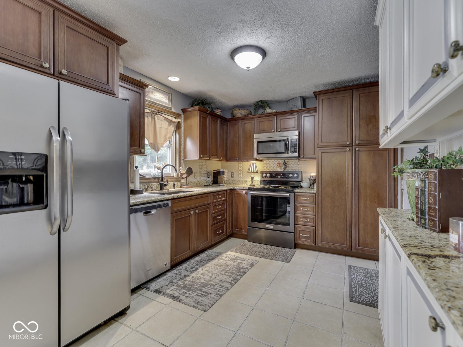 8255 Lynn Drive