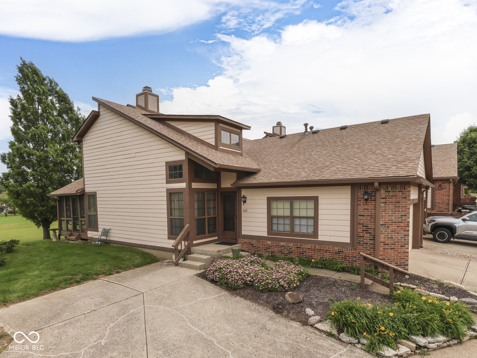 602 Cielo Vista Drive Unit: 602