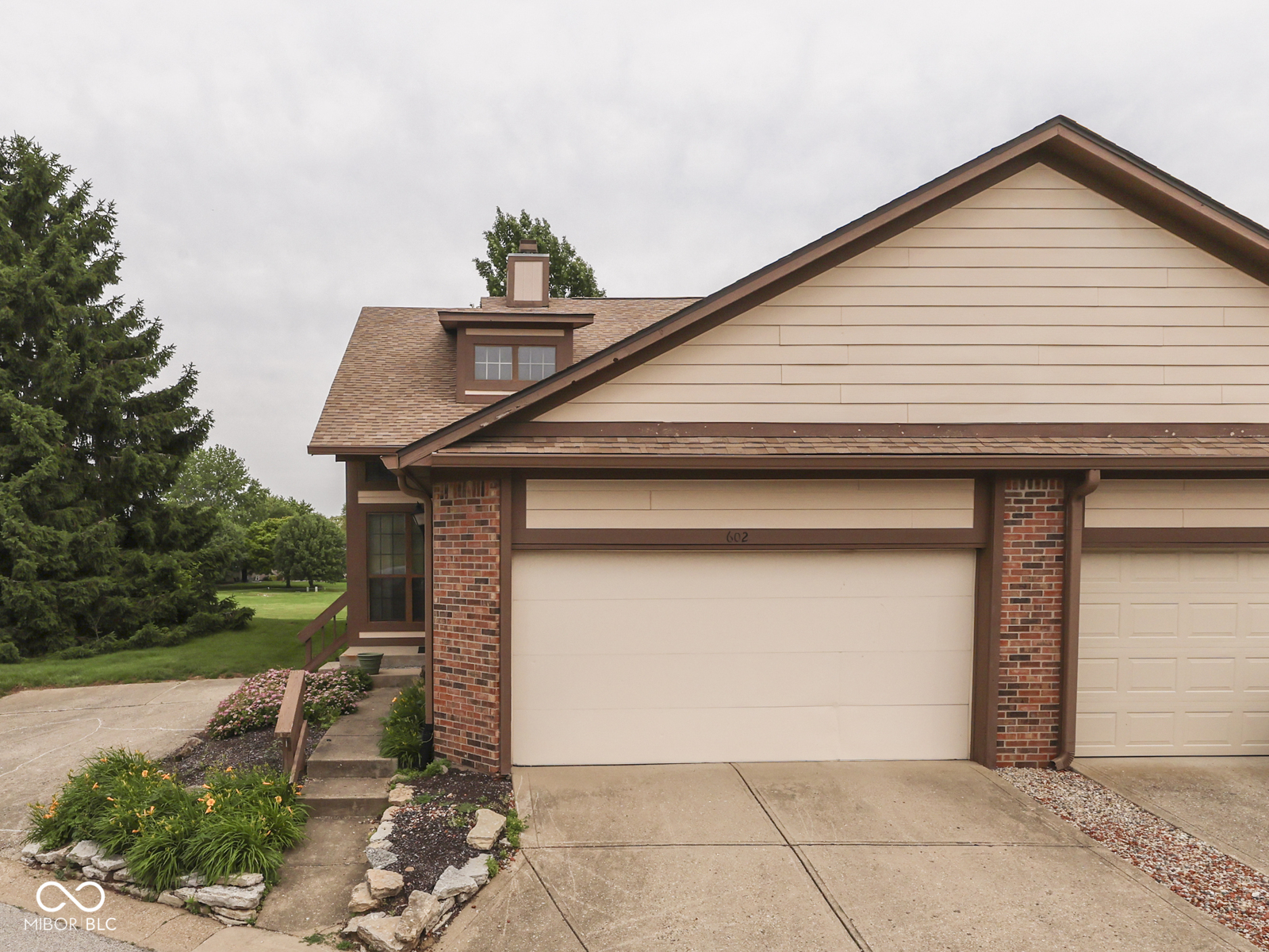 602 Cielo Vista Drive Unit: 602