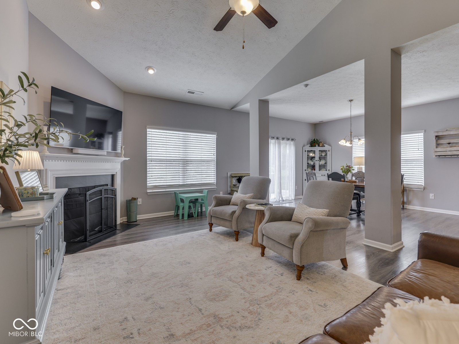 3691 Woodruff Place
