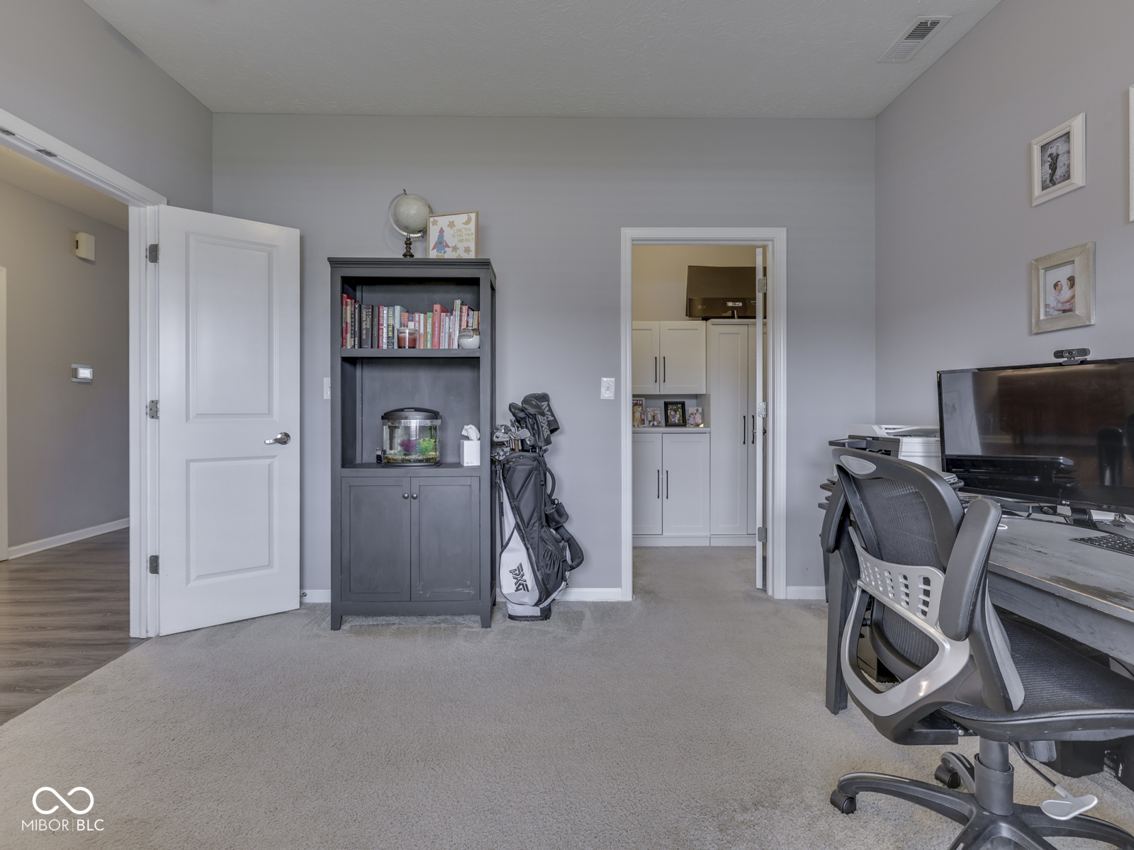 3691 Woodruff Place