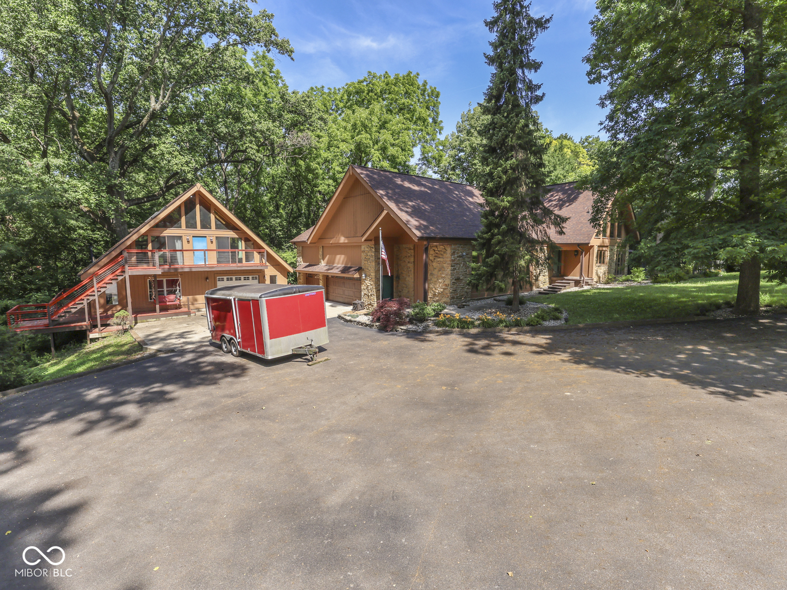 6796 Travis Place