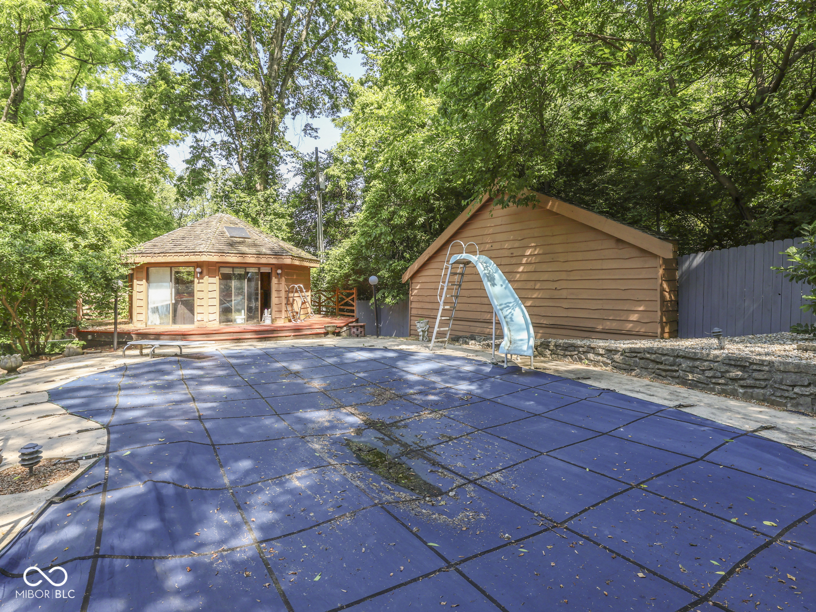 6796 Travis Place