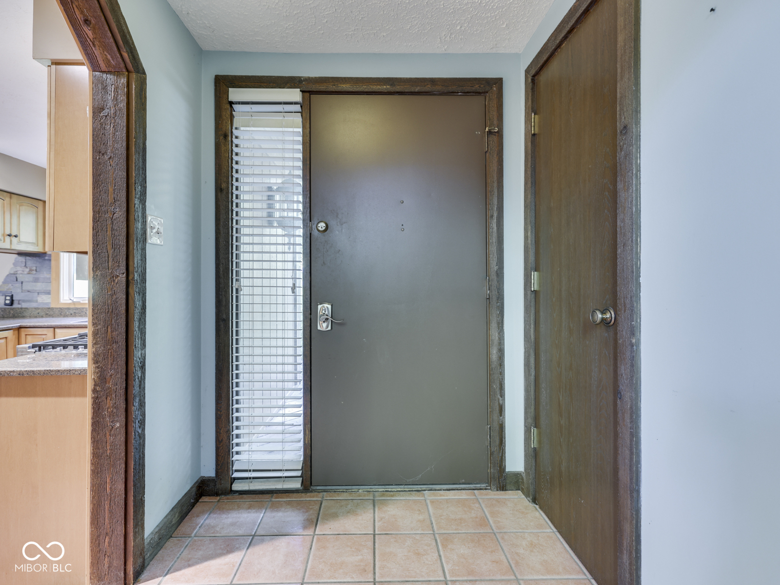 6796 Travis Place