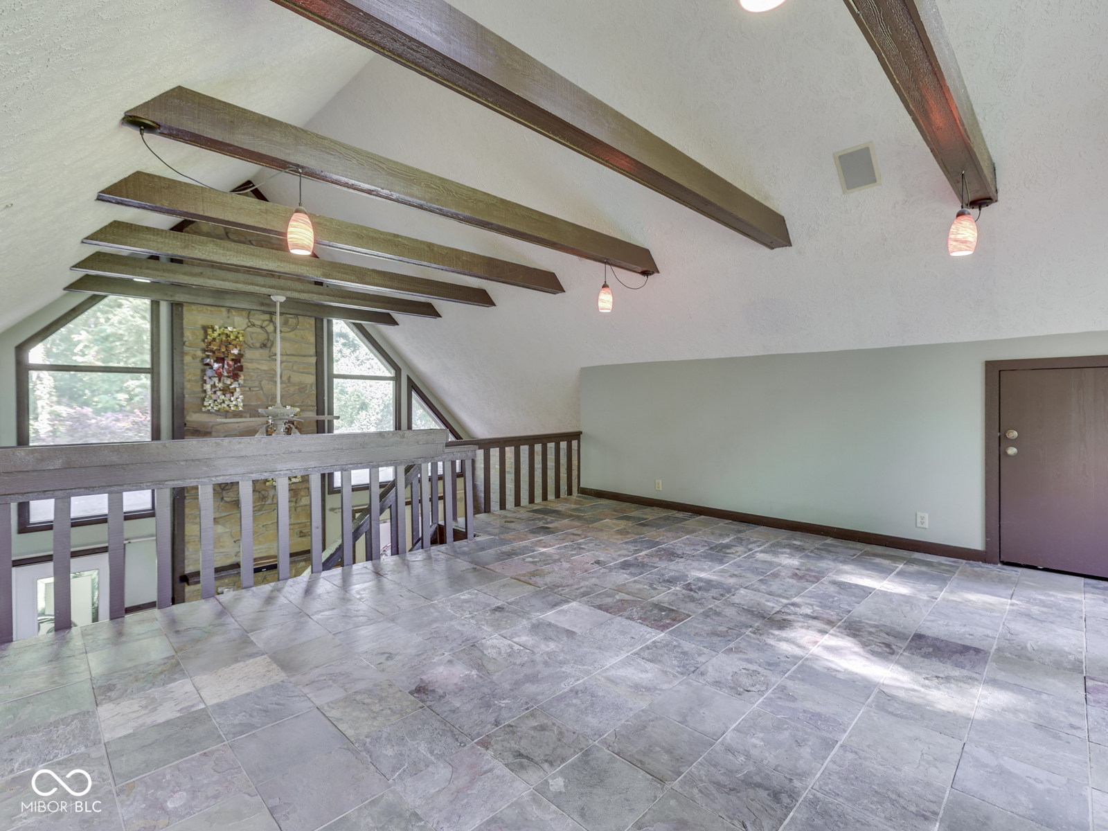6796 Travis Place