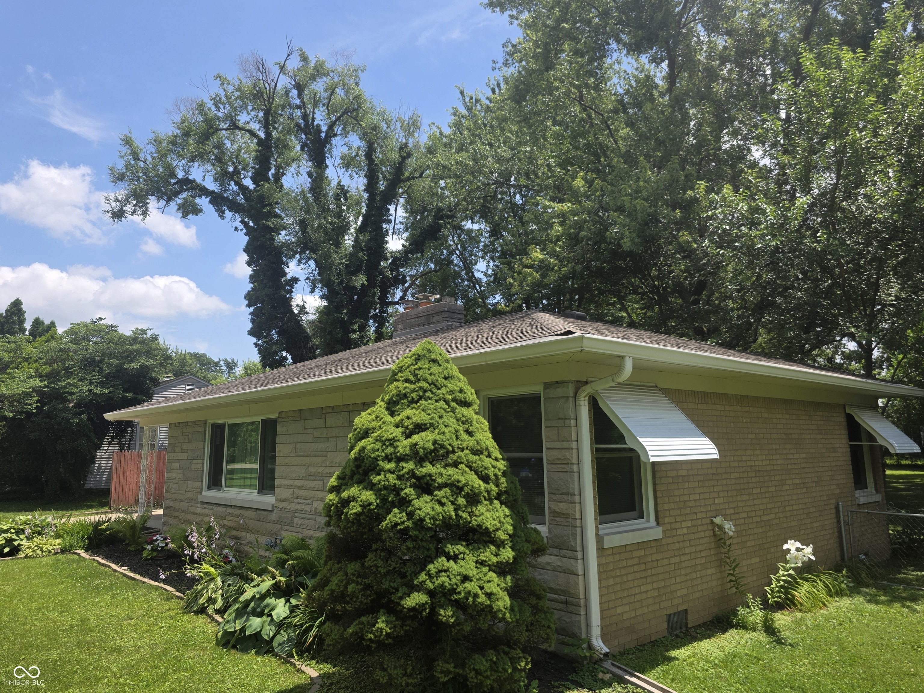 915 Southwood Drive