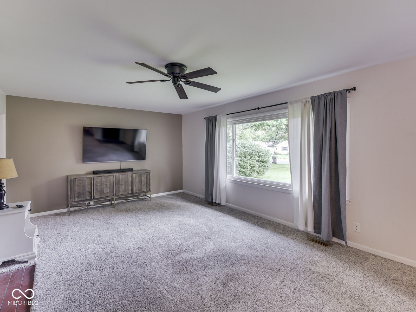 915 Southwood Drive
