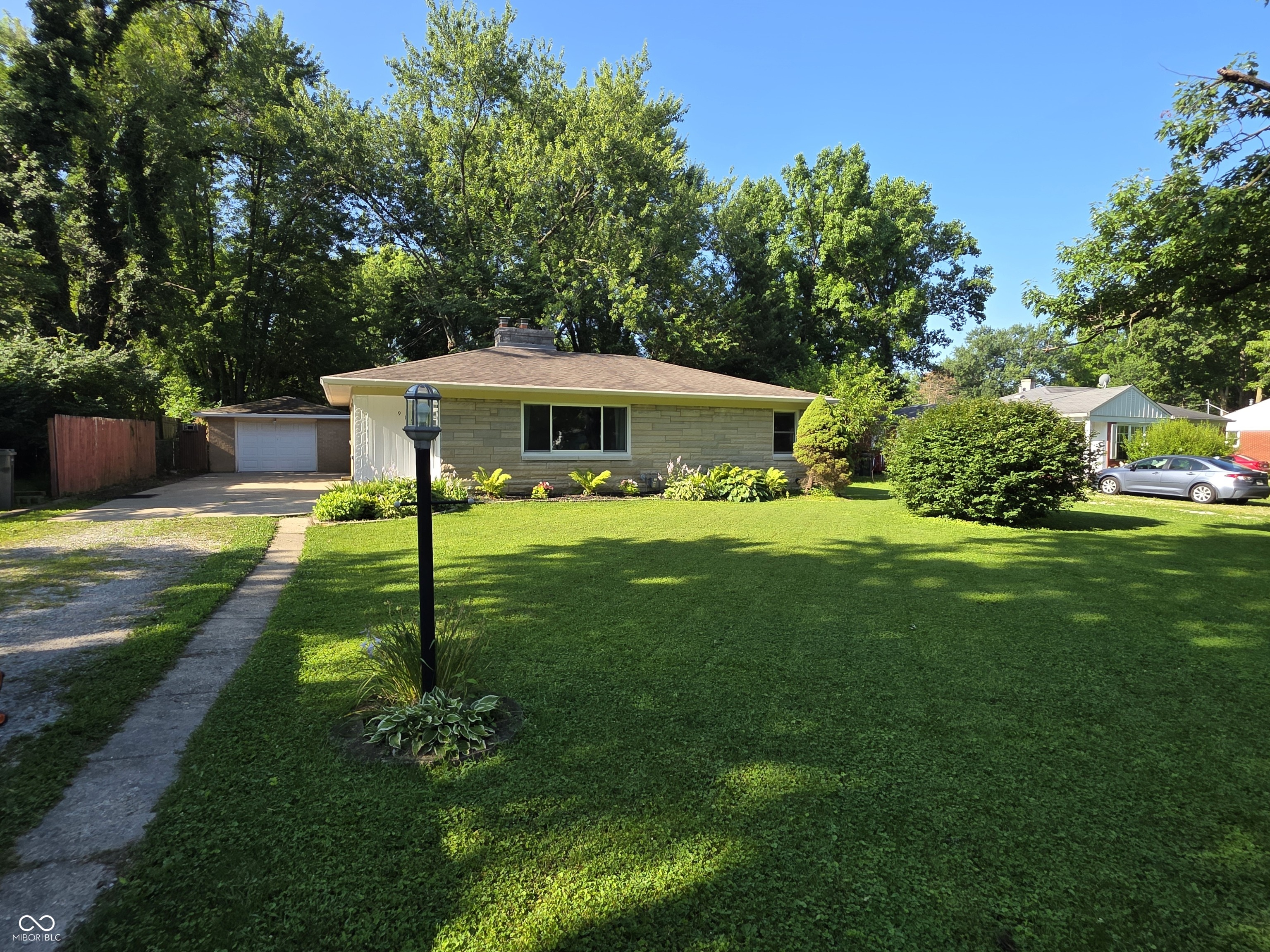 915 Southwood Drive