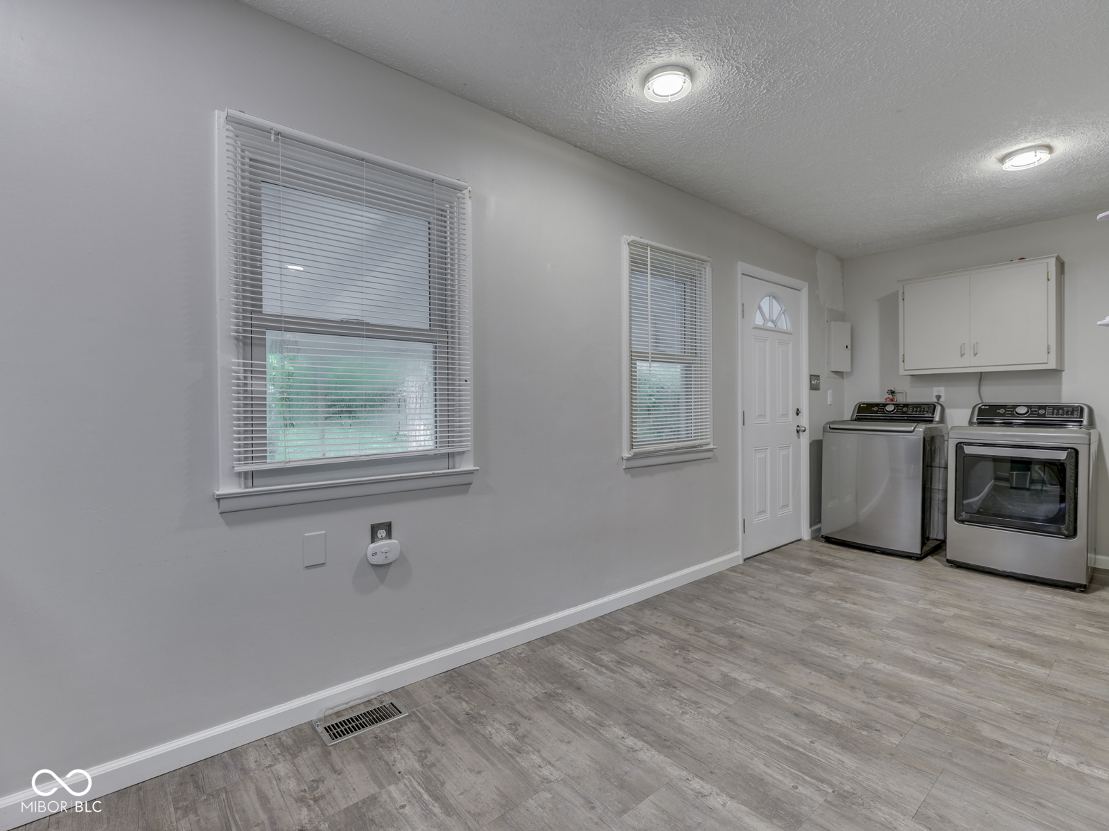915 Southwood Drive