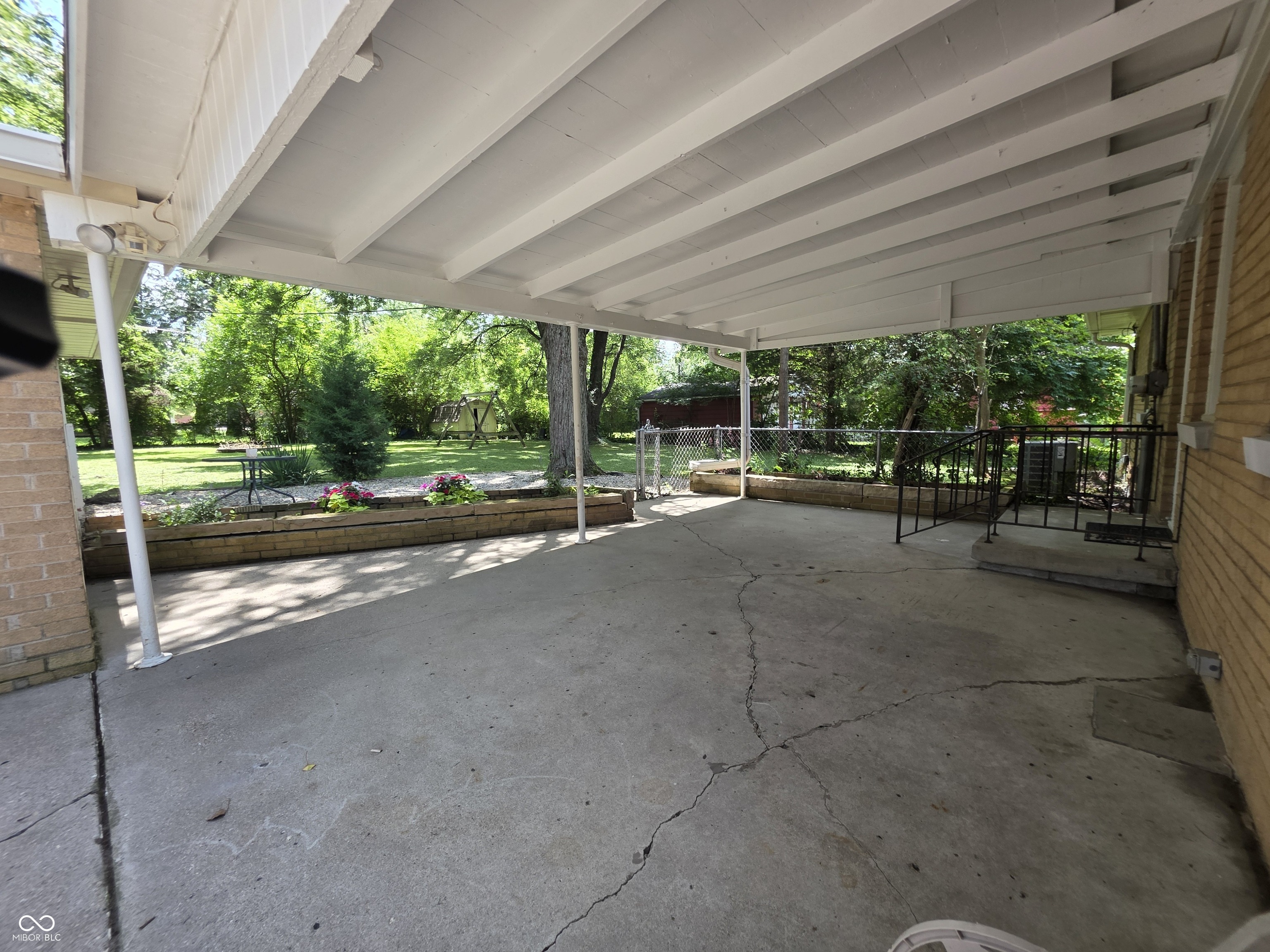 915 Southwood Drive