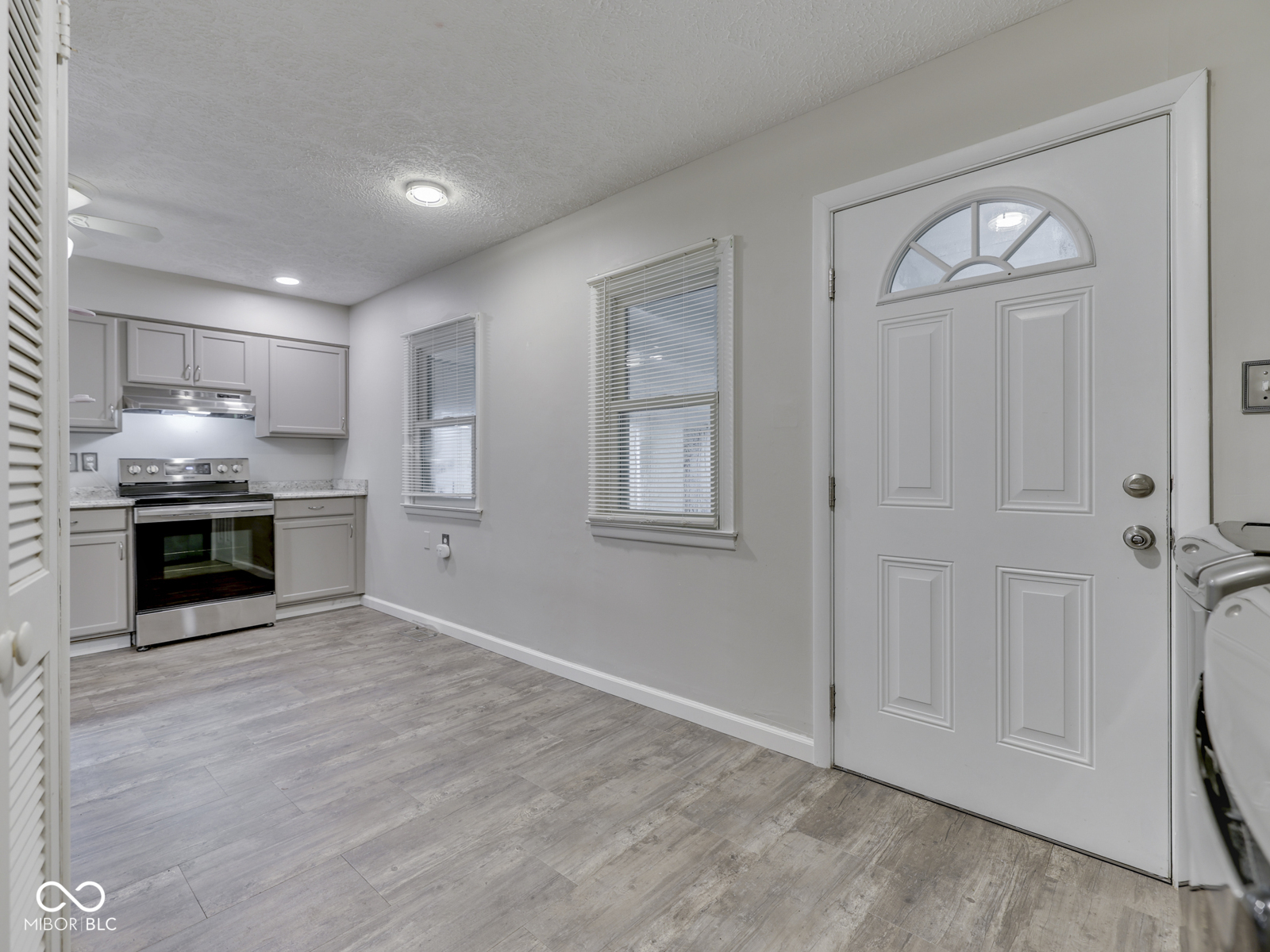915 Southwood Drive