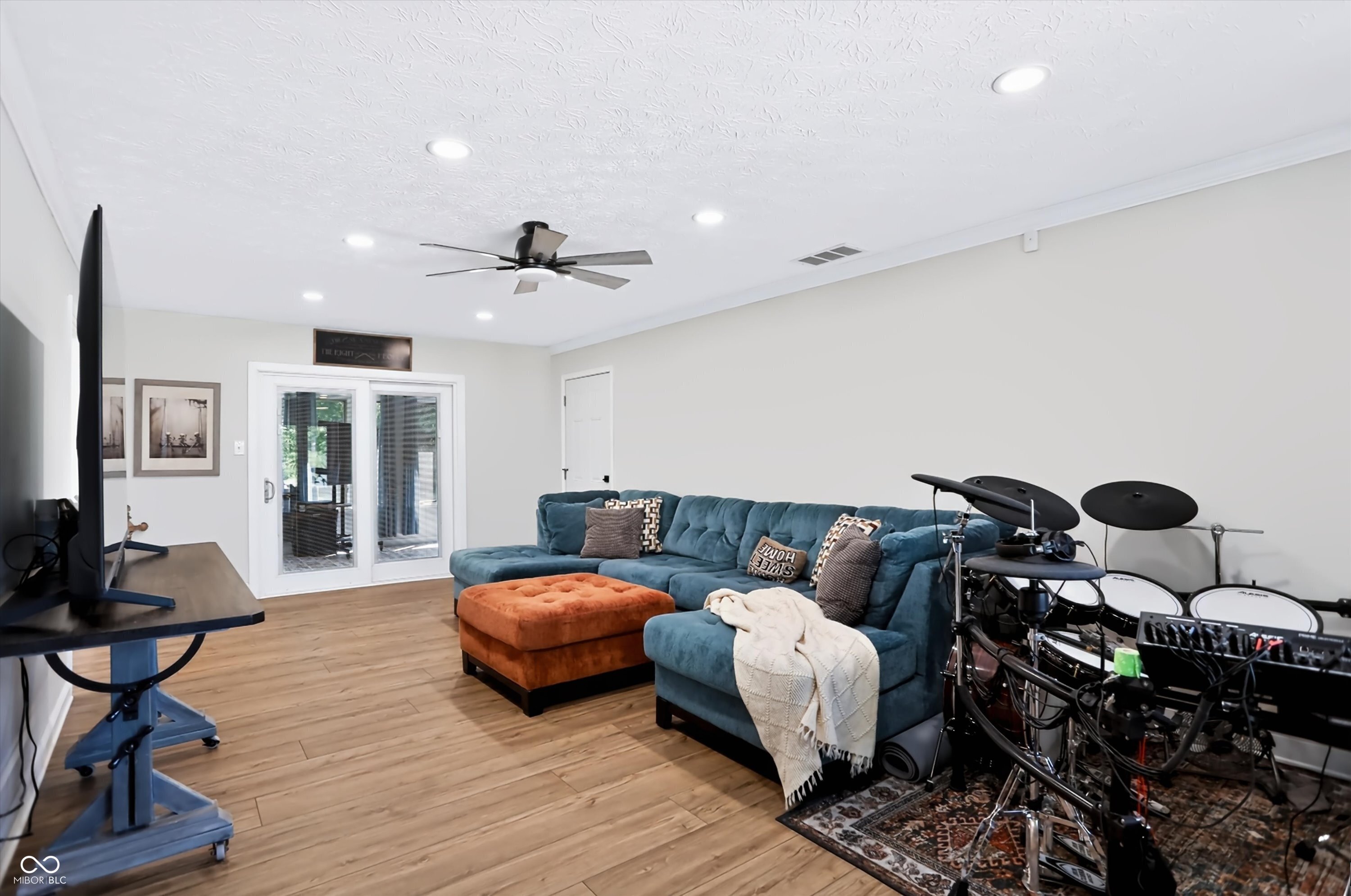 2577 Horizon Boulevard