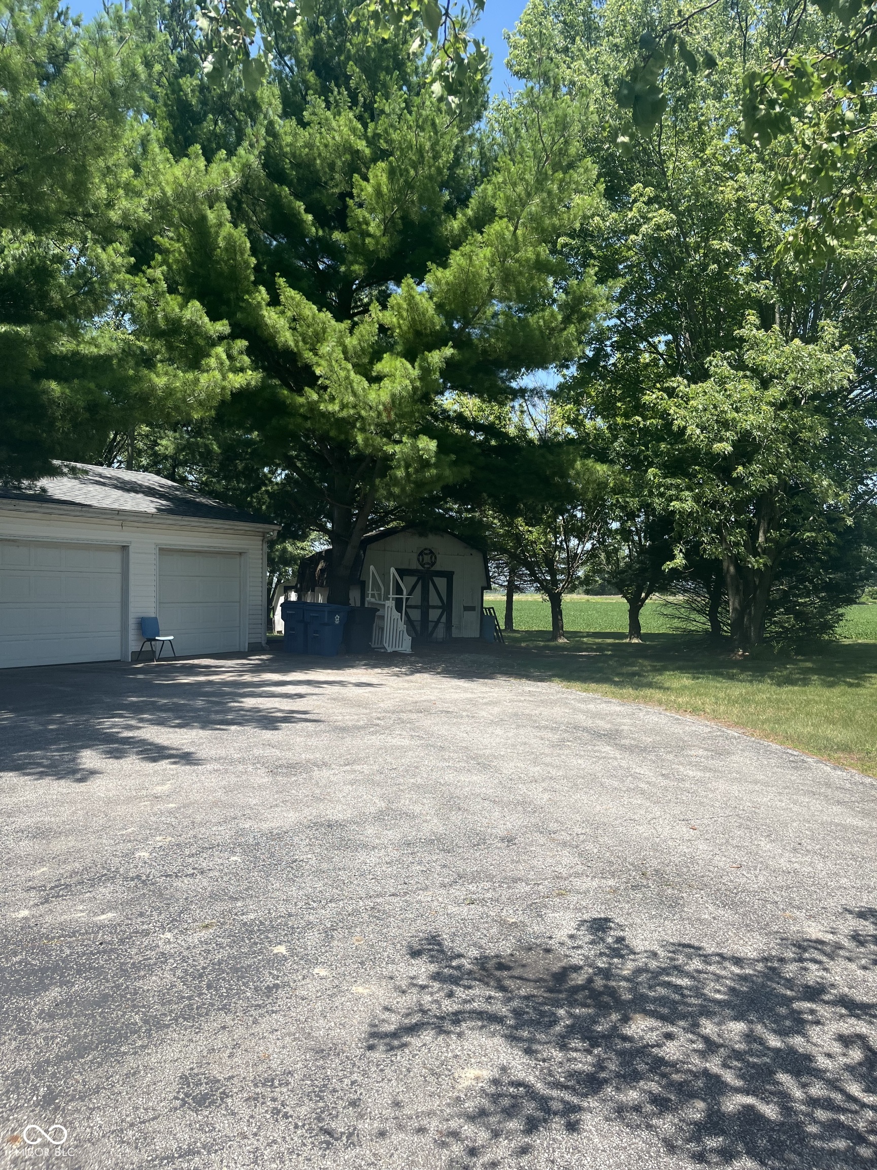 21730 Oak Ridge