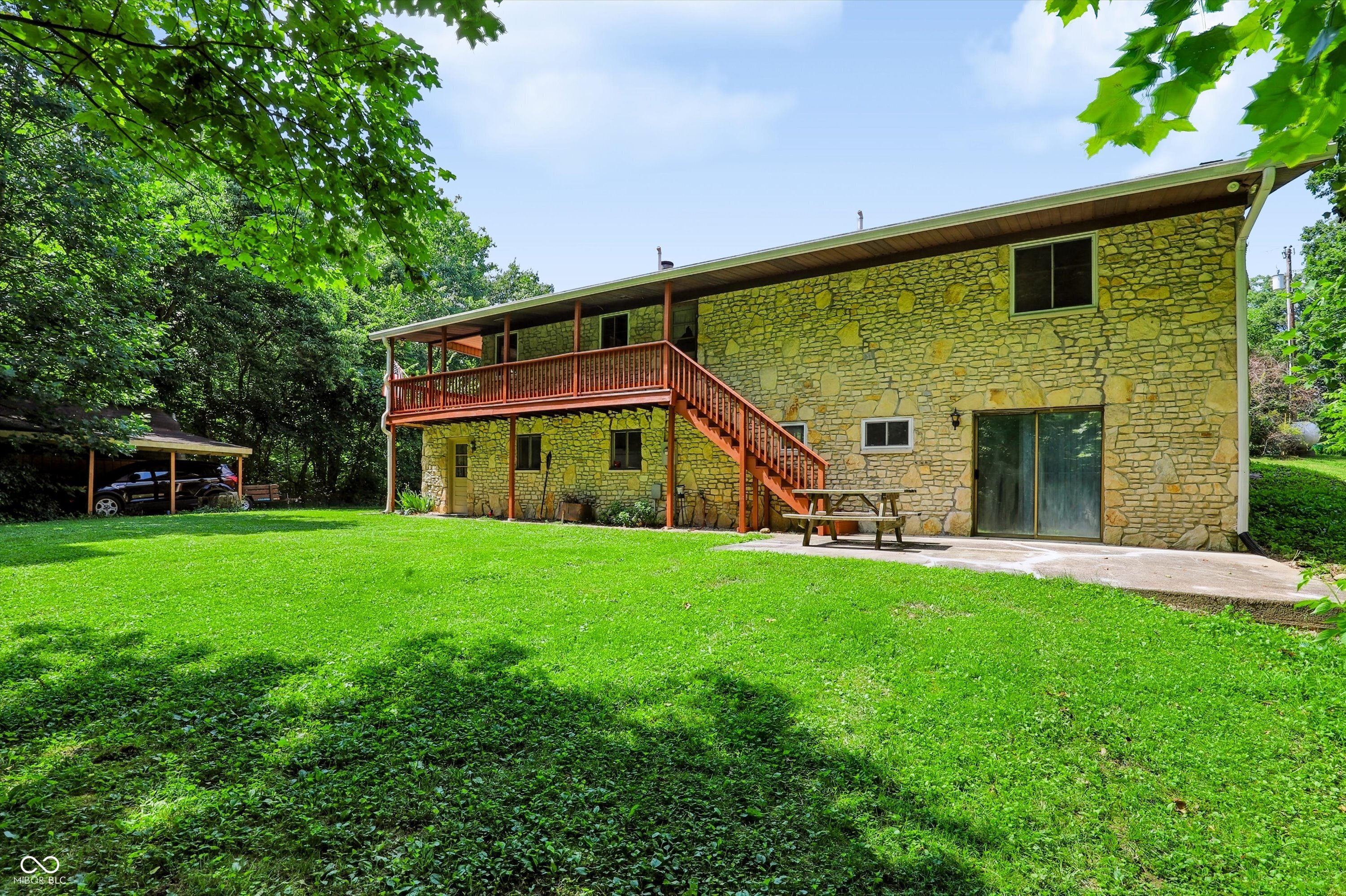 4105 W Briarwood Lake South Drive