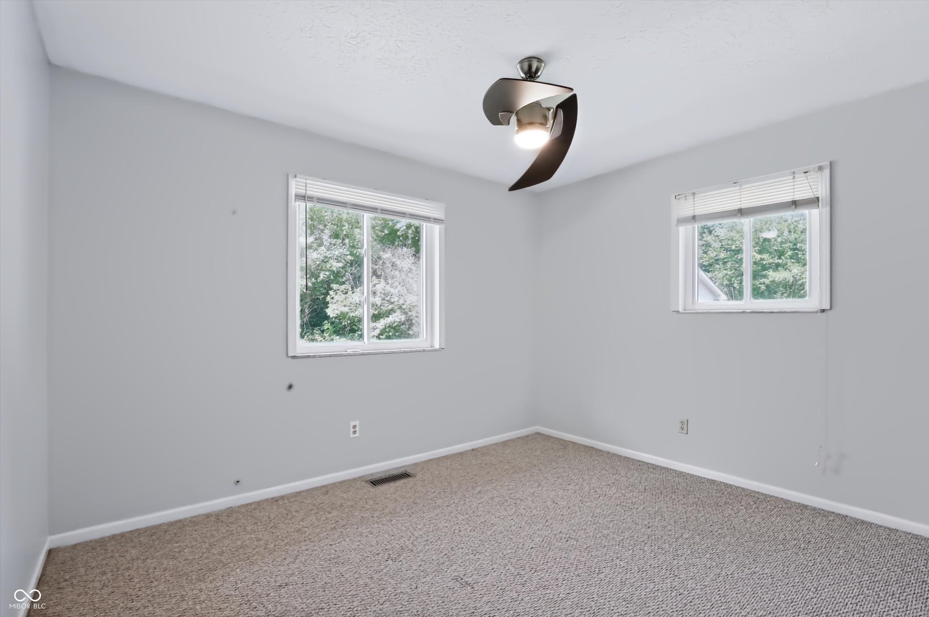 4105 W Briarwood Lake South Drive