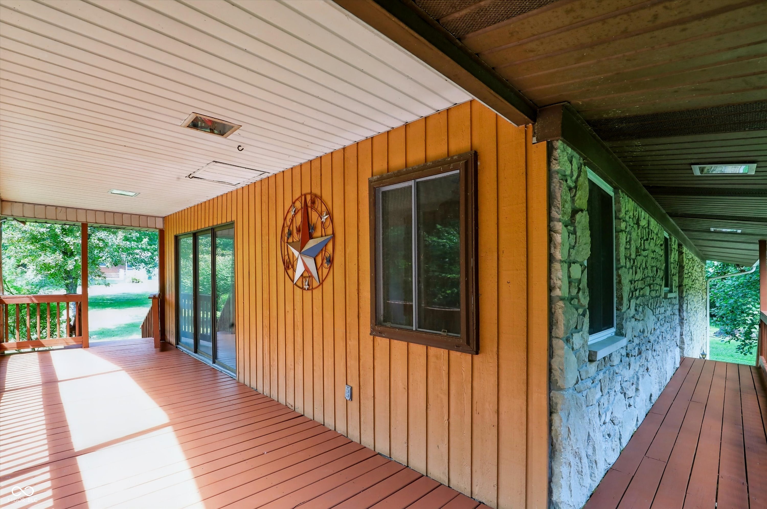 4105 W Briarwood Lake South Drive