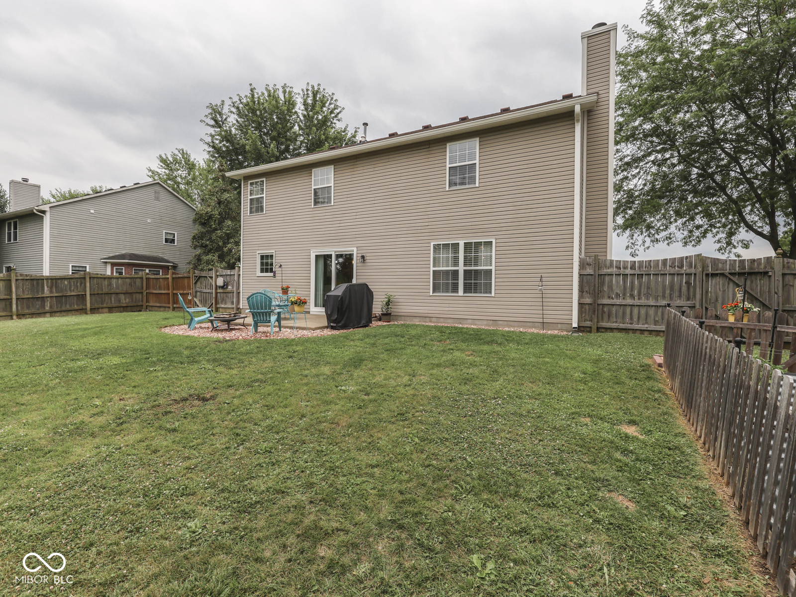 615 Hummingbird Lane