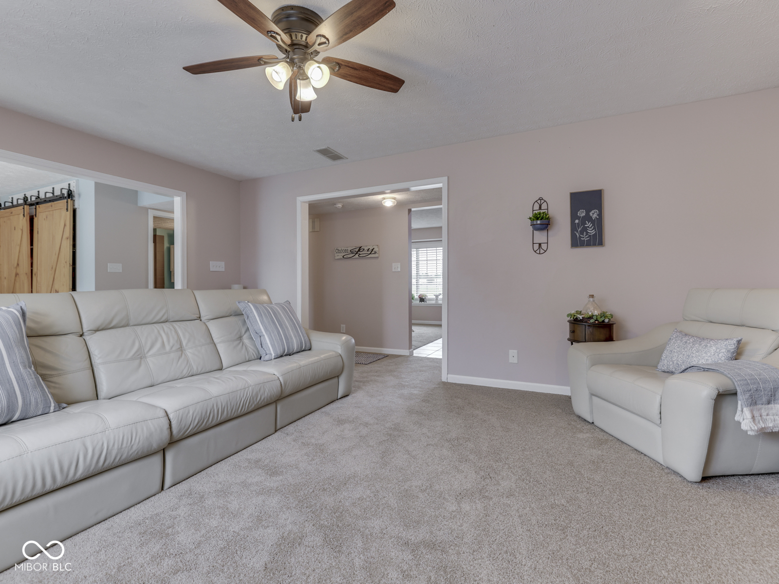 615 Hummingbird Lane
