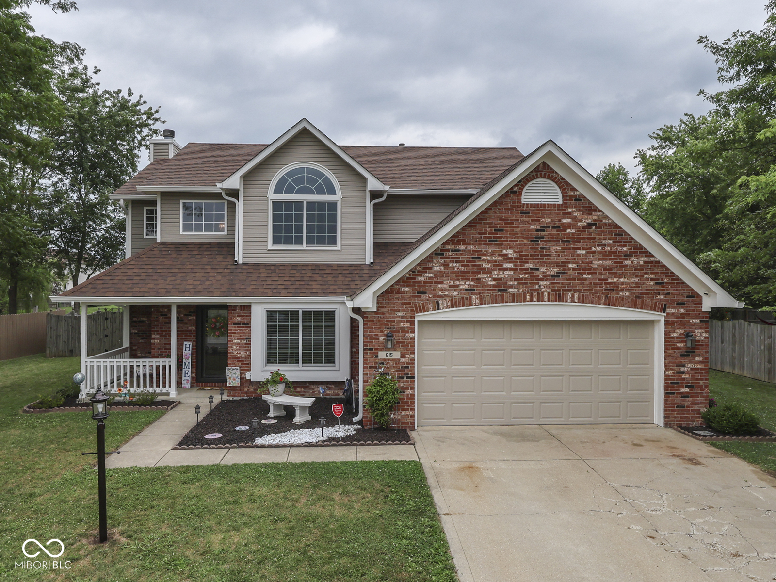 615 Hummingbird Lane