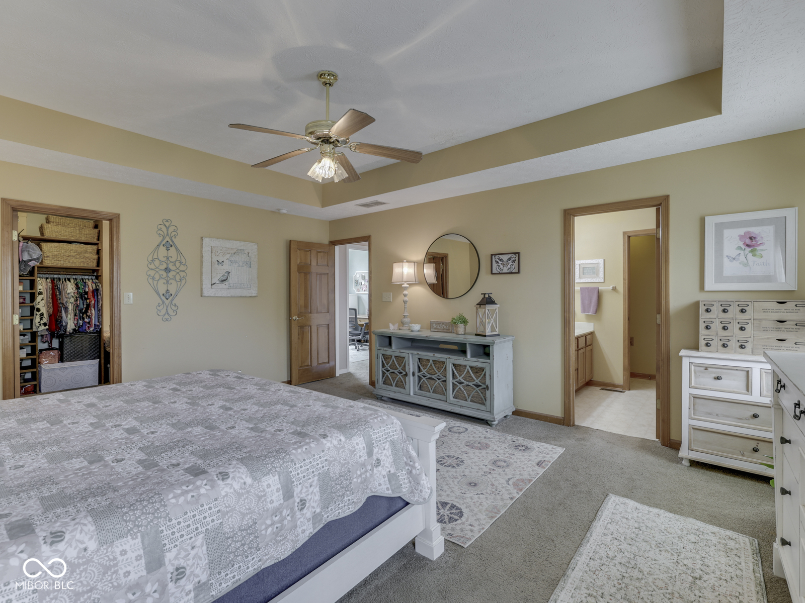 615 Hummingbird Lane