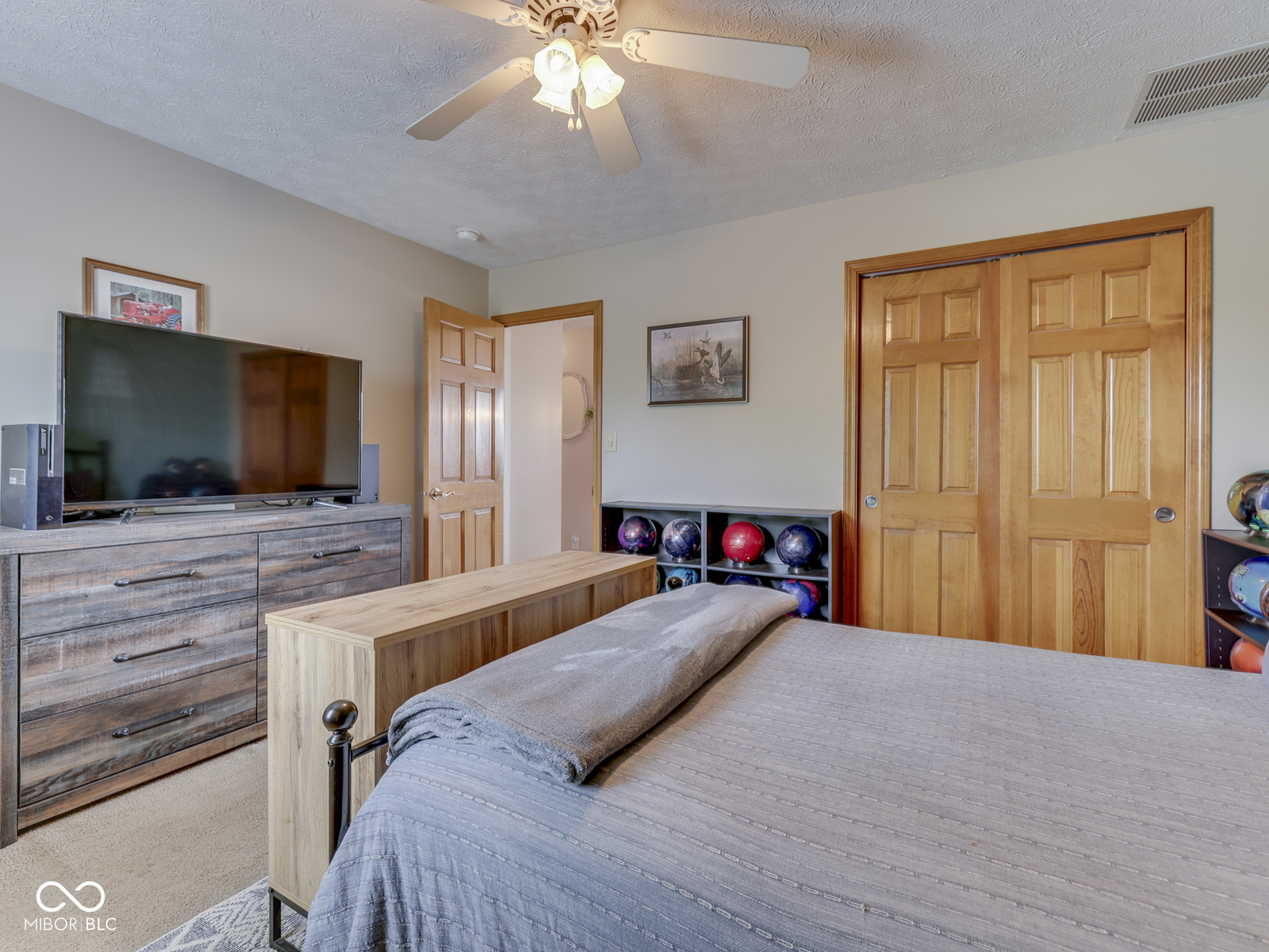 615 Hummingbird Lane