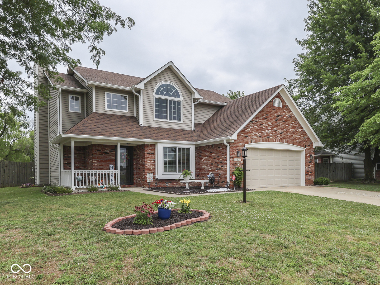 615 Hummingbird Lane