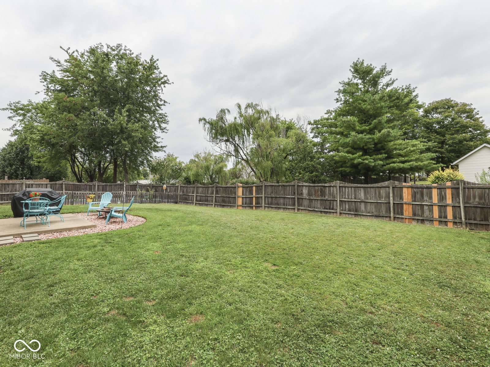 615 Hummingbird Lane