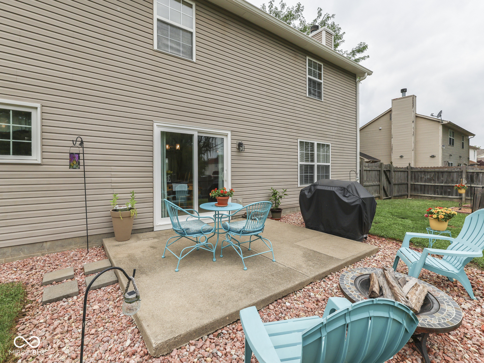615 Hummingbird Lane
