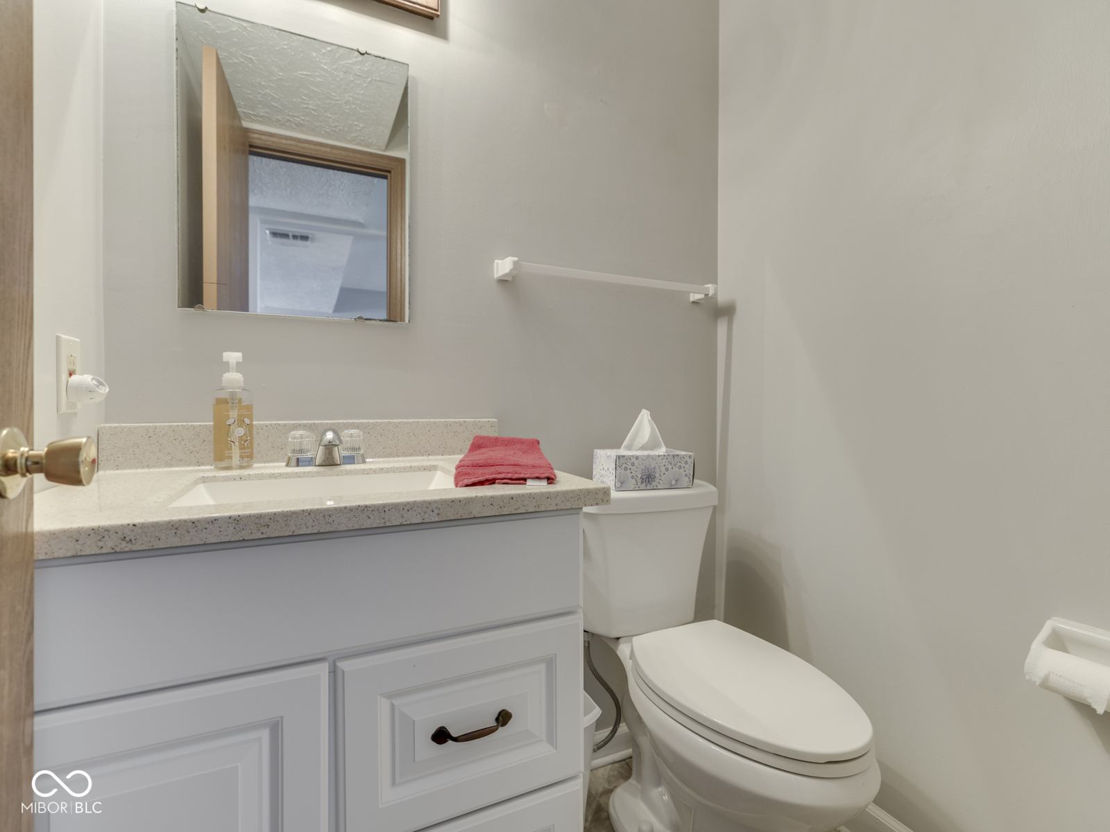 1204 N Paradise Way N Unit: B