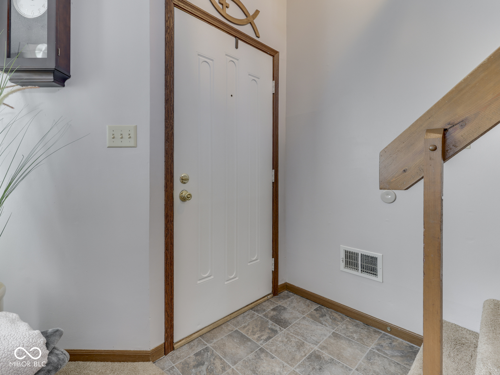 1204 N Paradise Way N Unit: B