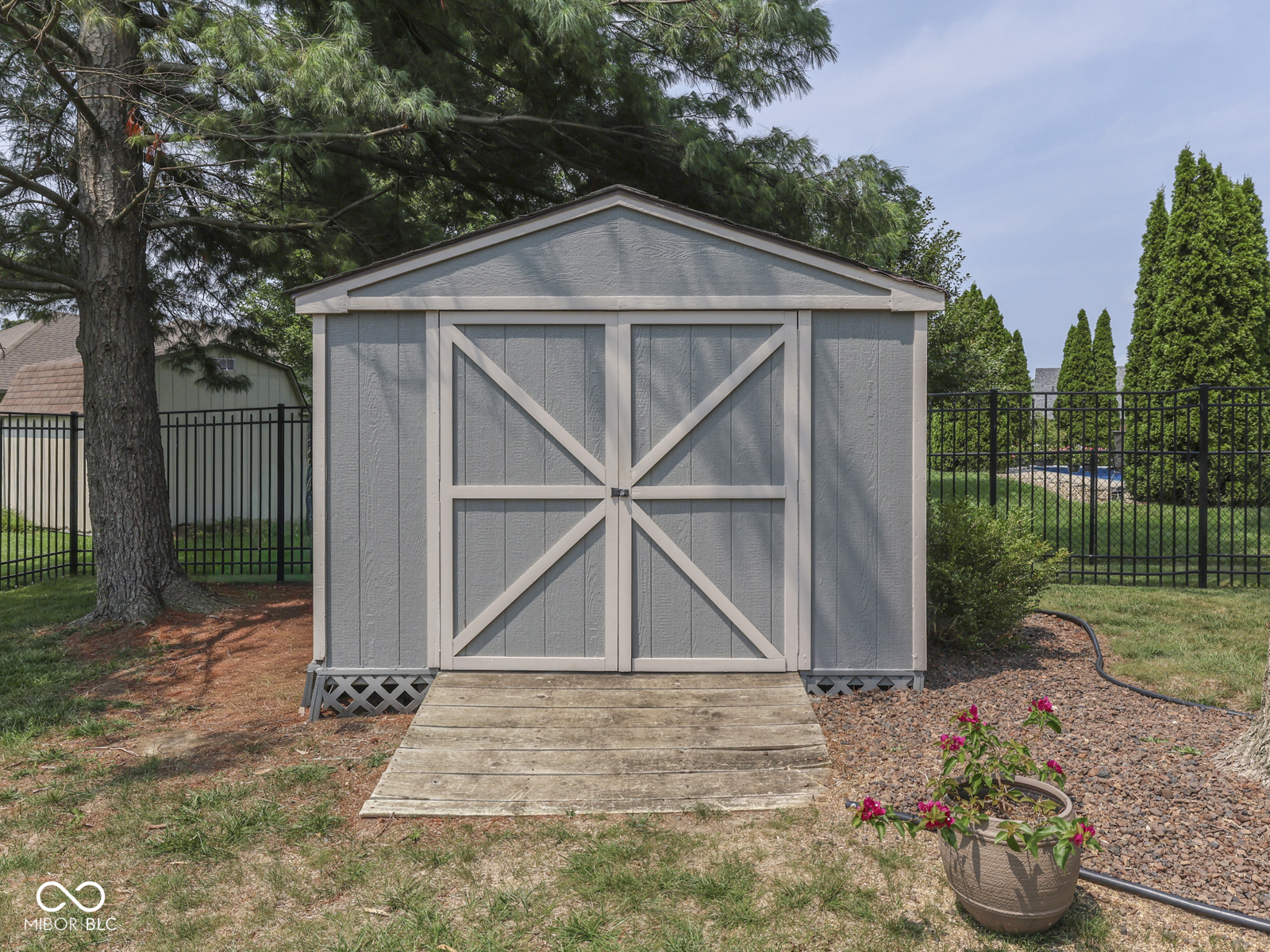 832 Leatherwood Drive