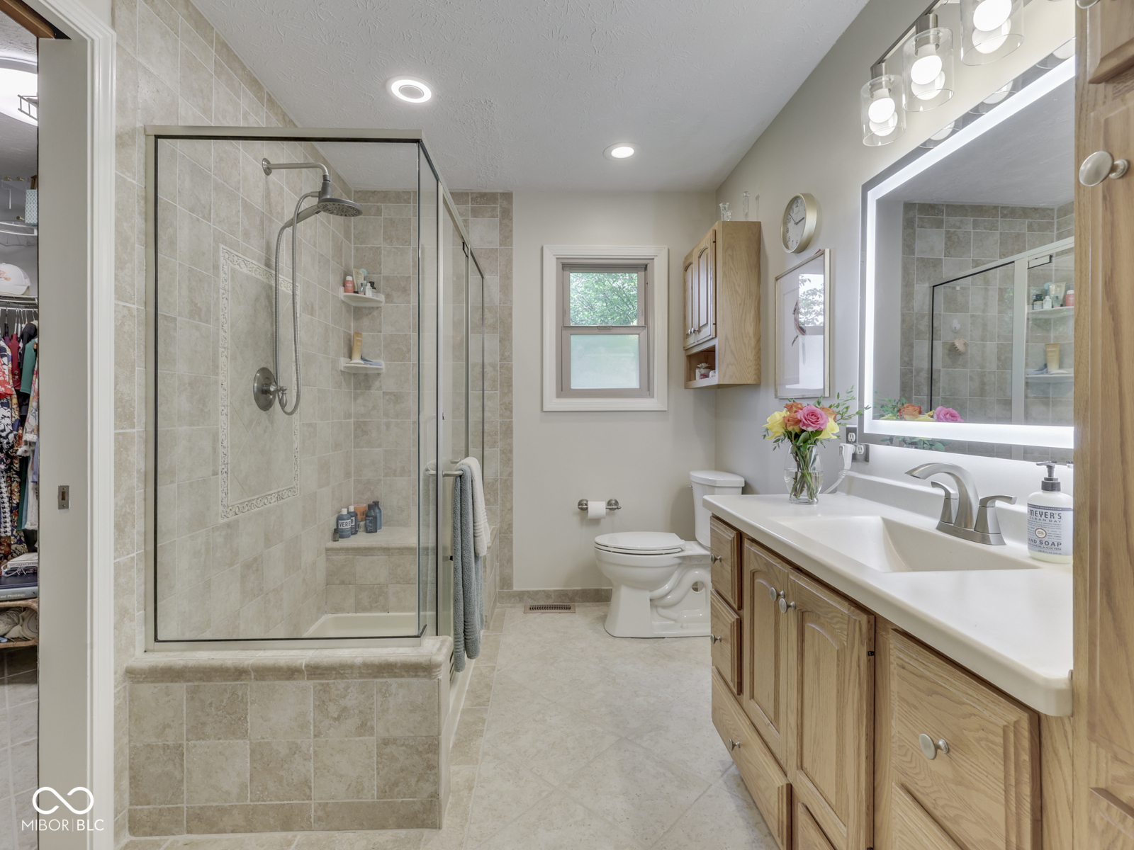 832 Leatherwood Drive