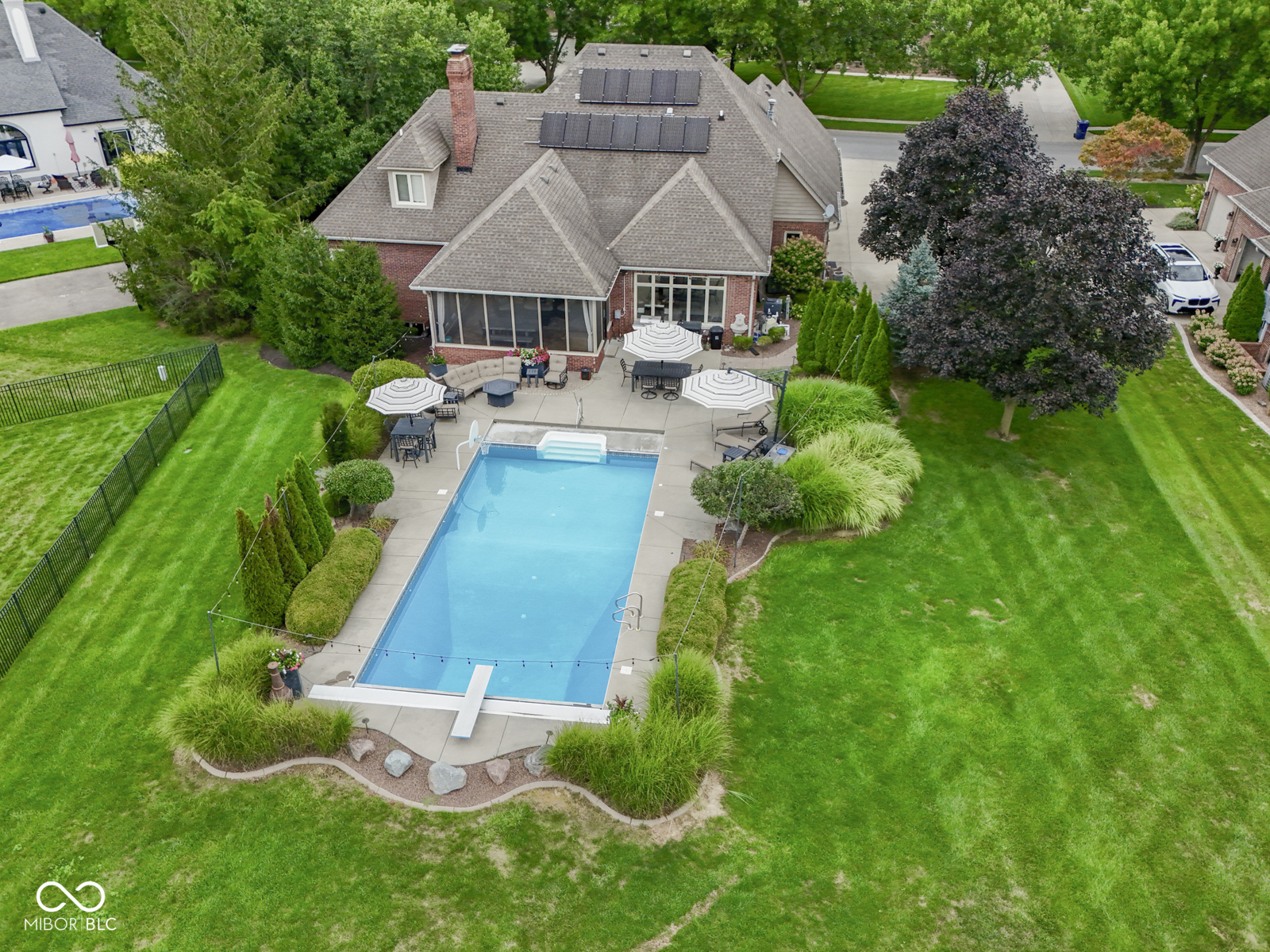 3933 Eagle Trace
