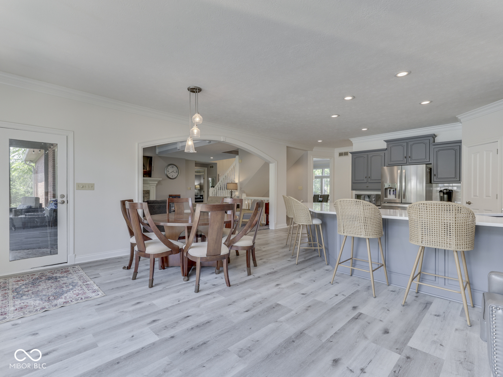 3933 Eagle Trace