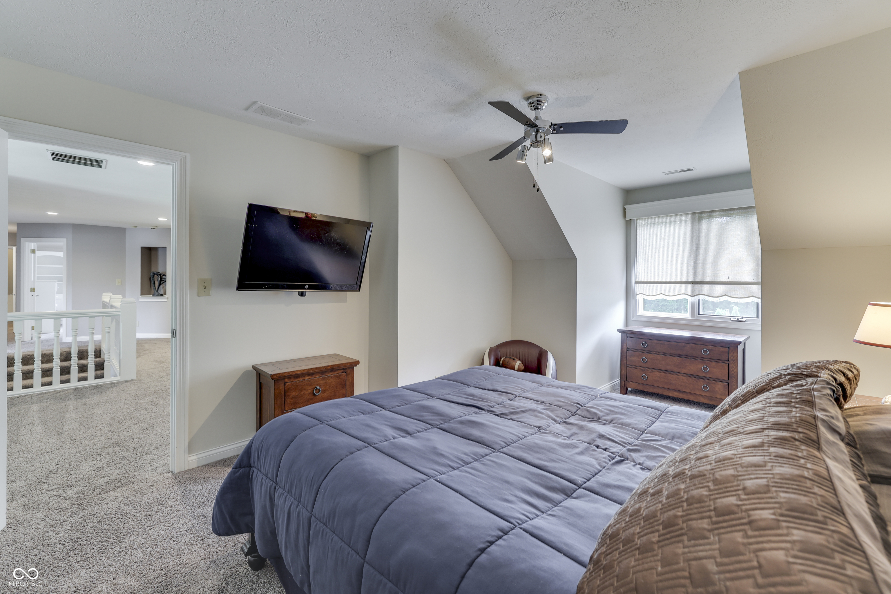 3933 Eagle Trace