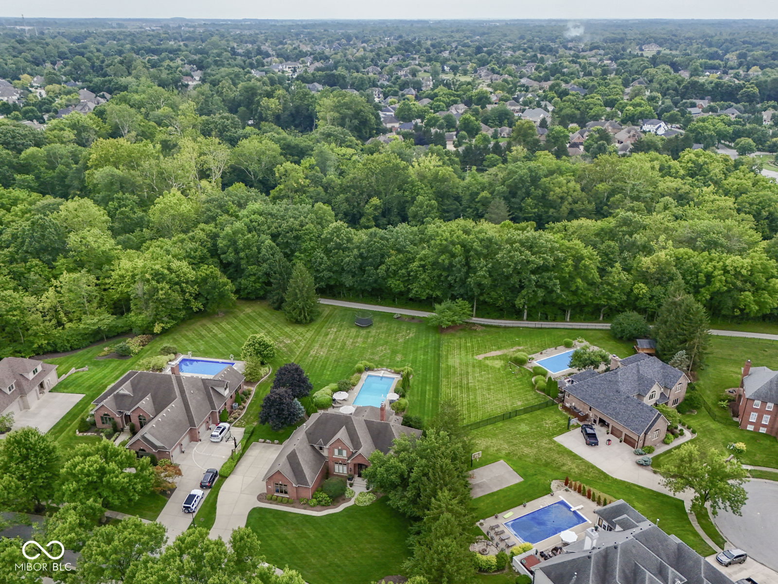 3933 Eagle Trace
