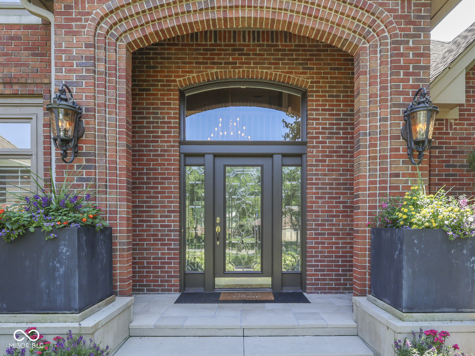 3933 Eagle Trace