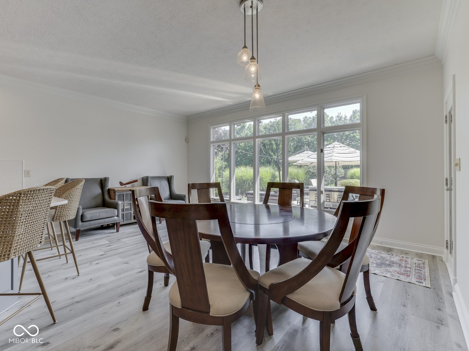 3933 Eagle Trace