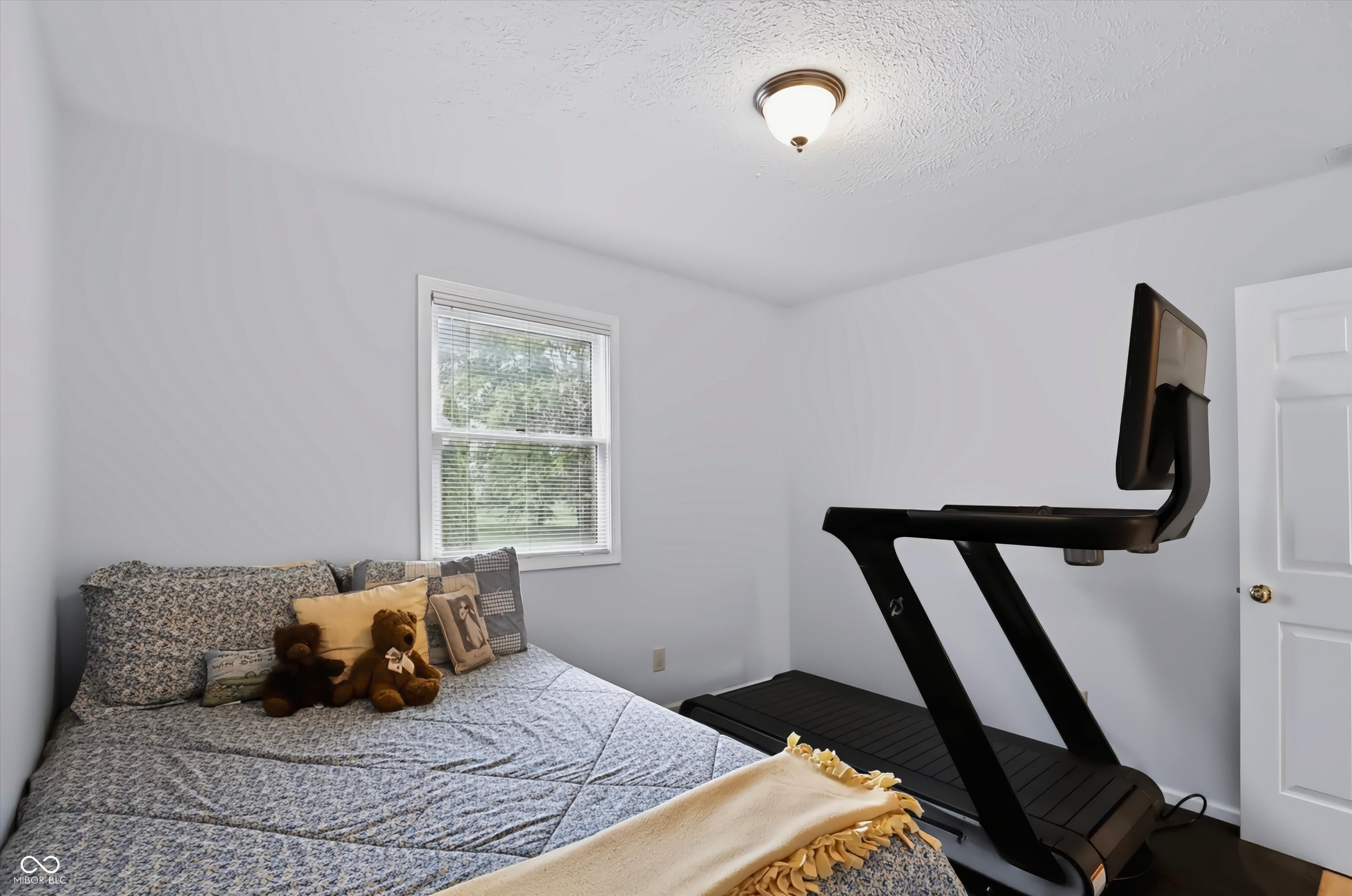 1102 Sarah Court